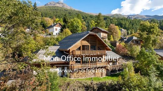 Chalet in Les Orres, Hautes-Alpes