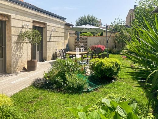 Luxury home in Bordeaux, Gironde