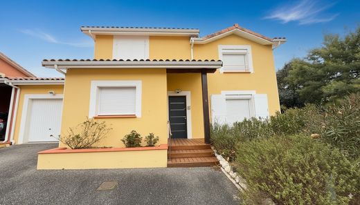 豪宅  Pinsaguel, Upper Garonne