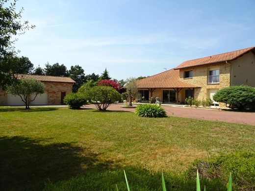 Maison de luxe à Horsarrieu, Landes