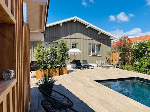 Casa de lujo en Gujan-Mestras, Gironda