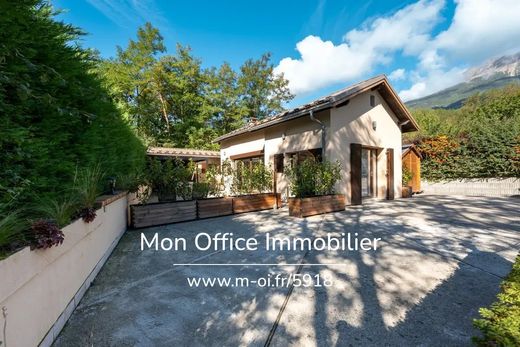 Casa de luxo - Embrun, Altos Alpes