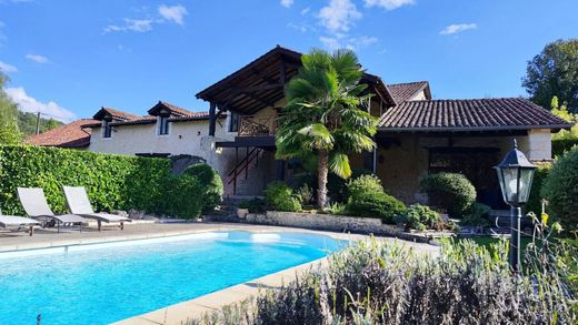 Luxus-Haus in Saint-Astier, Dordogne