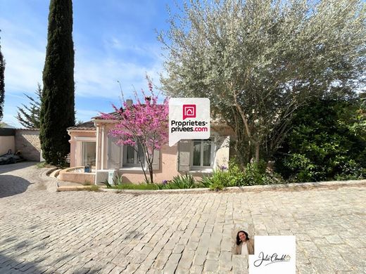 Luxus-Haus in Taradeau, Var