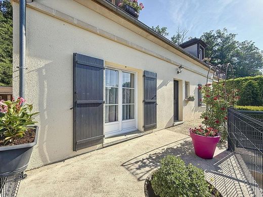 Casa de lujo en Verneuil-en-Halatte, Oise