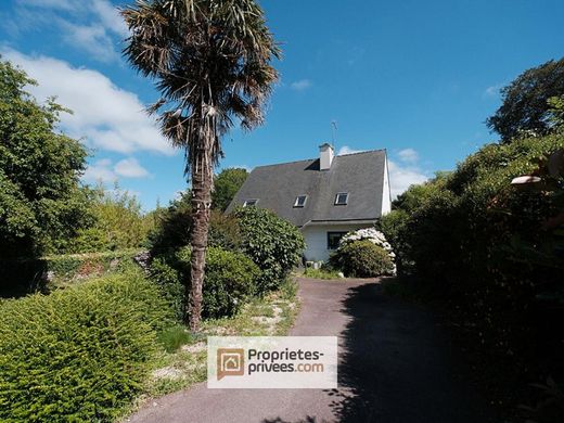 Casa di lusso a Quimper, Finistère