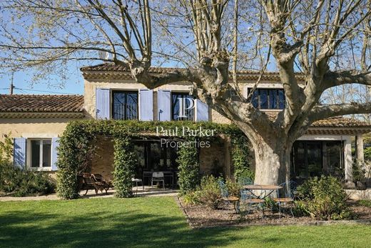 Элитный дом, Saint-Rémy-de-Provence, Bouches-du-Rhône