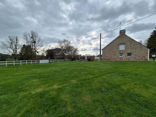 Luxury home in Caudan, Morbihan