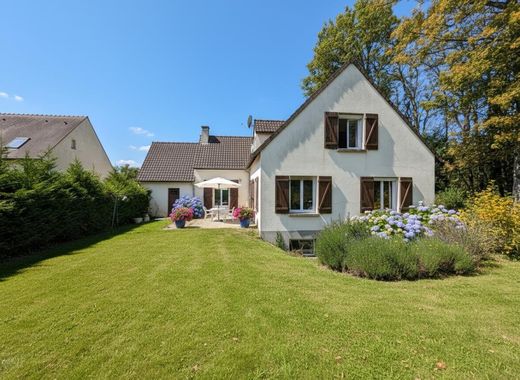 Luxury home in Briis-sous-Forges, Essonne