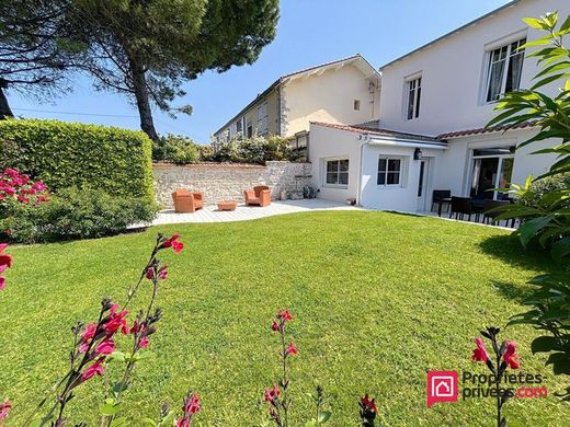 Luxury home in La Rochelle, Charente-Maritime