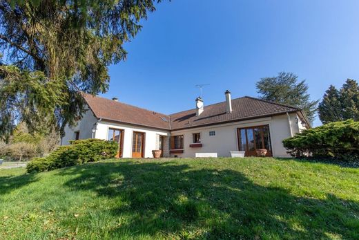 Luxe woning in Lainville-en-Vexin, Yvelines