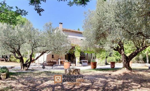 Luxury home in Uzès, Gard