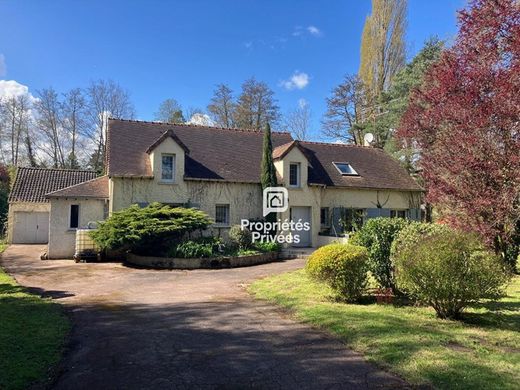 Luxury home in Saint-Rémy-l'Honoré, Yvelines