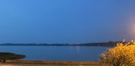 Luxury home in Langueux, Côtes-d'Armor