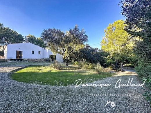 Элитный дом, Ним, Gard