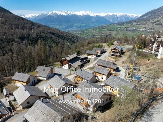 ‏בית קיט ב  Les Orres, Hautes-Alpes