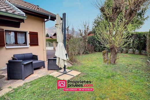 Luxury home in Saint-Pierre-en-Faucigny, Haute-Savoie