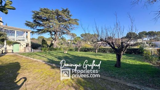 Luxury home in Nîmes, Gard