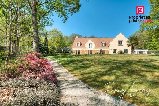 Luxury home in Janvry, Essonne