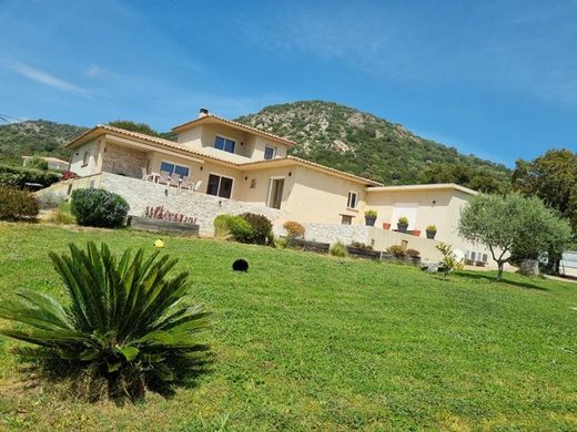 Πολυτελή κατοικία σε Sainte-Lucie de Porto-Vecchio, South Corsica