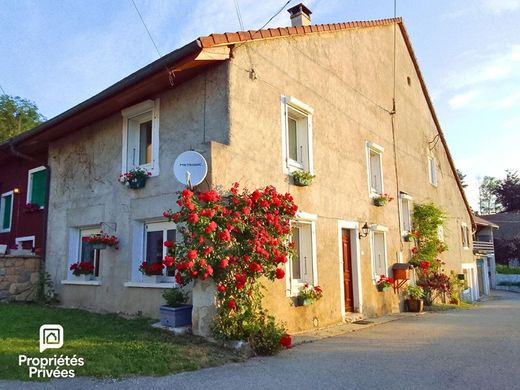Luxury home in Valserhône, Ain