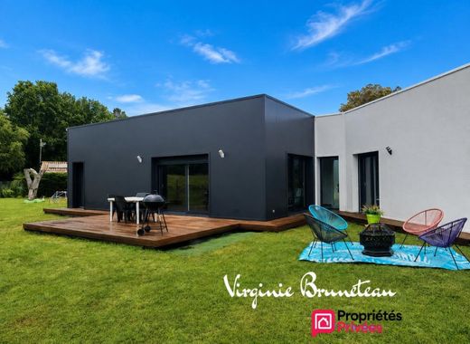 Maison de luxe à Saint-Sauveur, Gironde