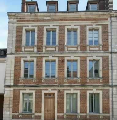 Villa a Yvetot, Senna marittima