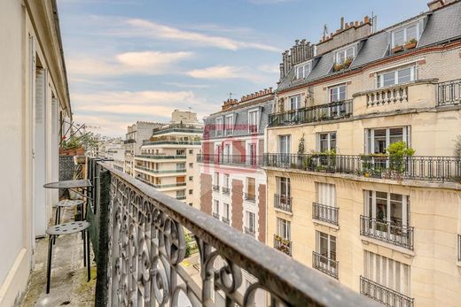 Appartement à Motte-Picquet, Commerce, Necker, Paris