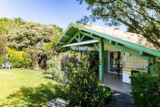 Luxury home in Labenne, Landes