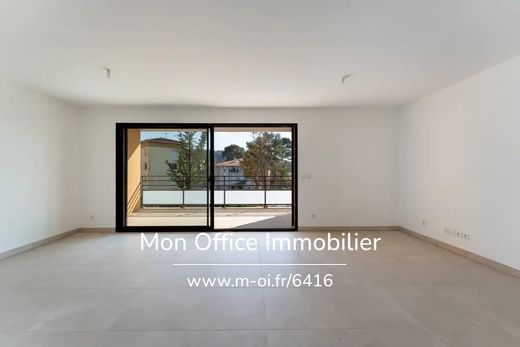 Apartamento - Aix-en-Provence, Bocas do Ródano
