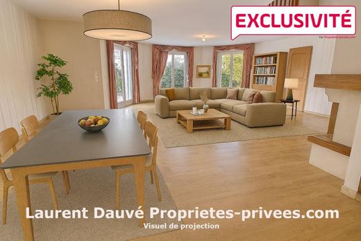 Luxury home in Olivet, Loiret