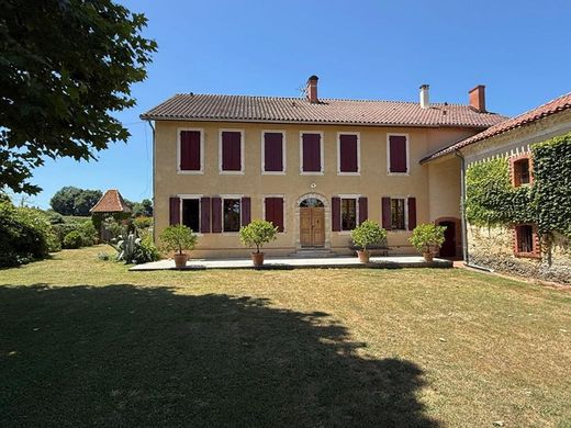 Villa in Villeneuve-de-Marsan, Landes