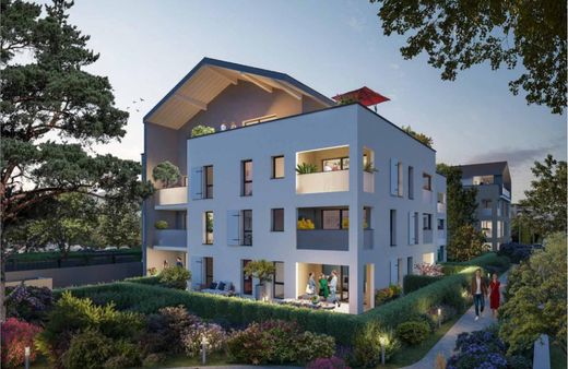 Apartment / Etagenwohnung in Thonon-les-Bains, Haute-Savoie