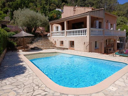 Villa in Solliès-Toucas, Var