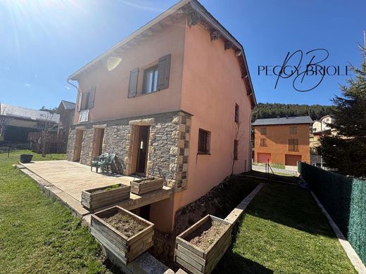 Luxury home in Formiguères, Pyrénées-Orientales