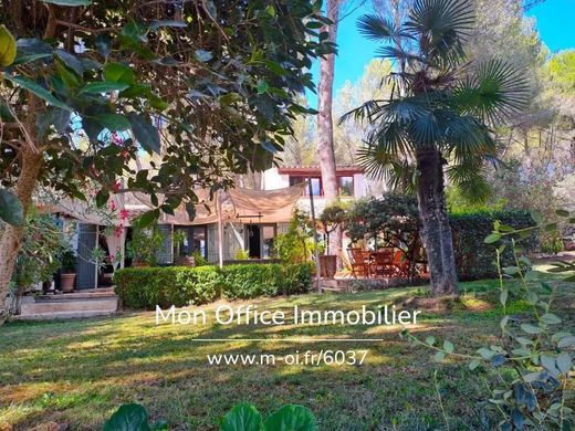 Luxe woning in Ventabren, Bouches-du-Rhône