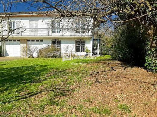 منزل ﻓﻲ Talence, Gironde