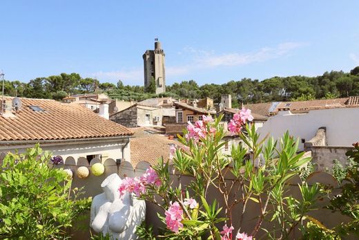 Luxury home in Barbentane, Bouches-du-Rhône