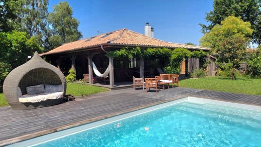 Luksusowy dom w Arès, Gironde