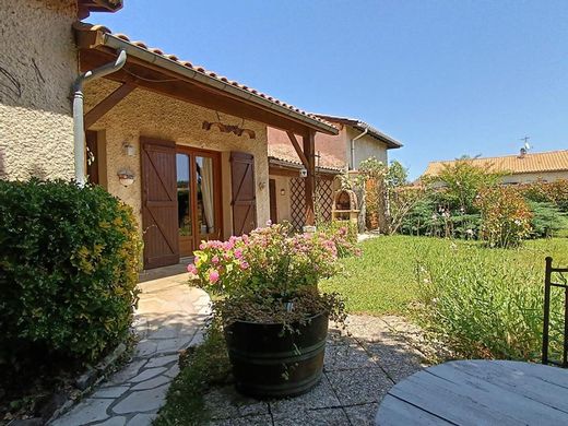 Luxury home in Cestas, Gironde