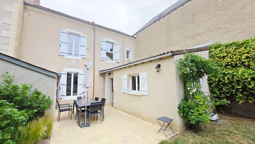 Luxury home in Bourges, Cher
