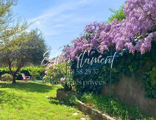 Luxury home in Saint-Hippolyte-du-Fort, Gard