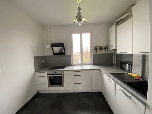 Appartamento a Houilles, Yvelines