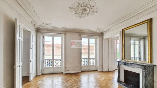 Apartment in Versailles, Yvelines