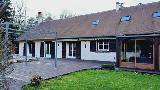 Luxury home in Sully-sur-Loire, Loiret