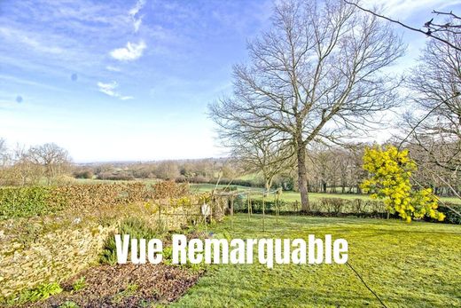 Luxus-Haus in Avrillé, Maine-et-Loire