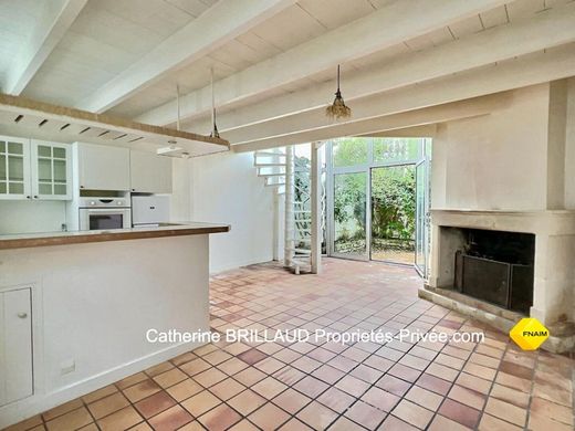 Luxury home in Saint-Martin-de-Ré, Charente-Maritime