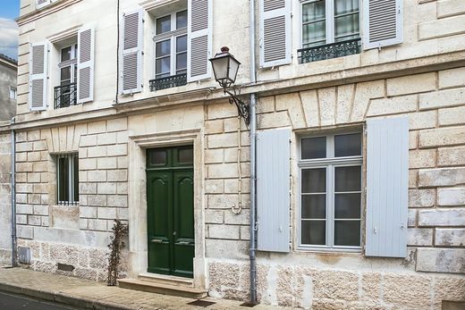 Элитный дом, Ангулем, Charente