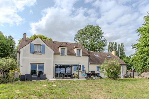 Luxe woning in Lainville-en-Vexin, Yvelines