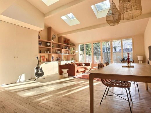 Luxus-Haus in Bordeaux, Gironde